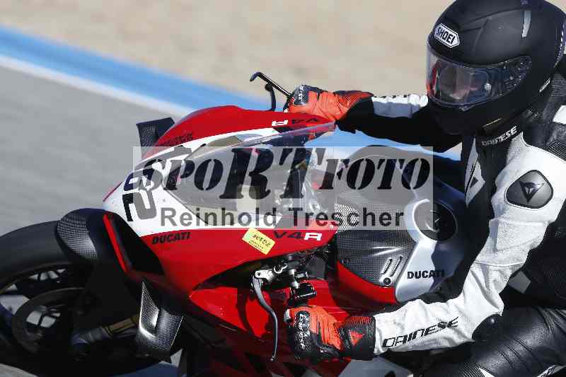 /Archiv-2024/02 29.01.-02.02.2024 Moto Center Thun Jerez/Gruppe gruen-green/162